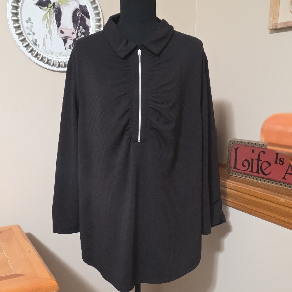 Chic Black Button Down Shirt for Women